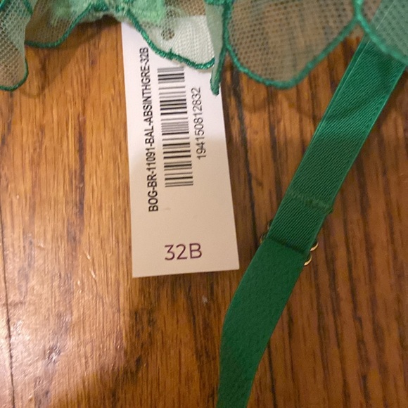 Adore me St. Patrick’s day bra - Picture 2 of 3